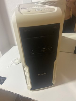 Ordenador Gigabyte Antiguo