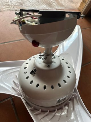 Ventilador de techo blanco moderno, modelo de L&M