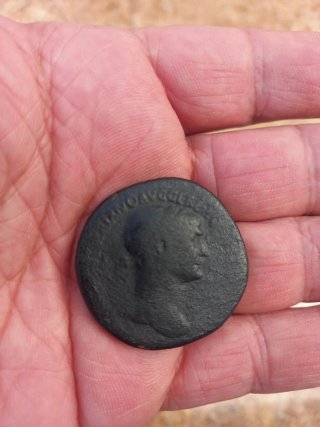 Dos Monedas Romanas, Sestercios de Trajano