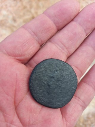 Dos Monedas Romanas, Sestercios de Trajano