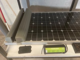 Kit Solar 12V con Regulador e Inversor vw T3