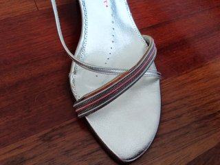 Sandalias Laura Amat plateadas talla 37