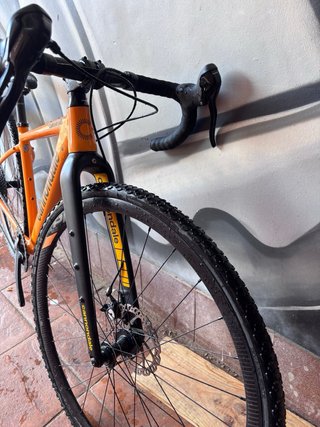 Bicicleta Ciclocross Cannondale Naranja
