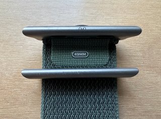 Apple Watch ULTRA 49mm. Green Alpine Loop M