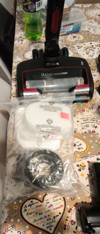 Aspiradora Shark IZ300EU