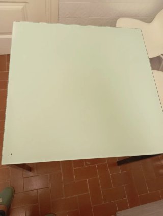 Mesa de comedor cristal y metal