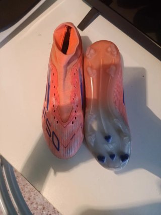 Adidas F50 Naranja con calcetín