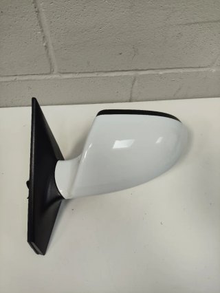 Espejo retrovisor izquierdo Kia Sportage de 2013.