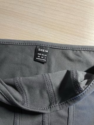 Top grigio maniche lunghe