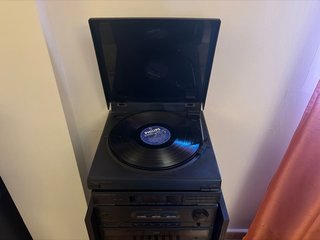 Equipo de música con tocadiscos
