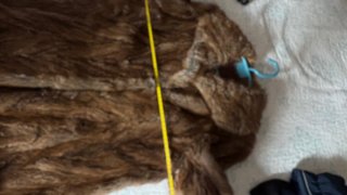 Chaquetón de pelo marrón
