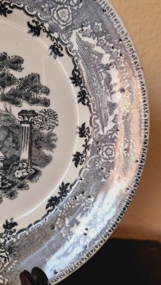 Plato antiguo loza Sacavem Portugal
