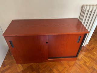 Conjunto escritorio: mesa, armario y cajonera