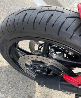 Yamaha FZ2 Naked Roja y Negra