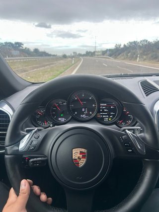 Porsche Cayenne 2012