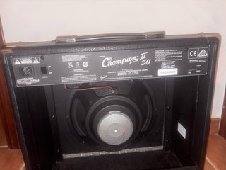 Amplificador Fender Champion II 50