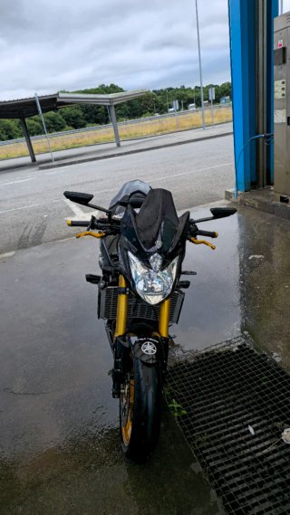 Yamaha FZ8-N SPORT