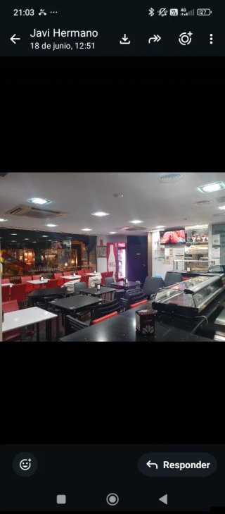 Mobiliario de cafetería
