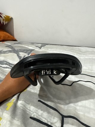 Sillín Fizik Taiga Negro