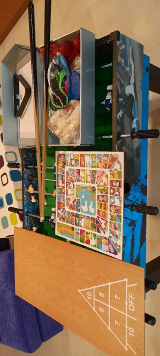 Futbolín y centro de multiocio