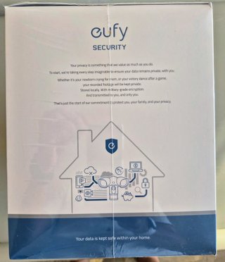 Eufy Cámara Floodlight 2K (Anker) Nueva