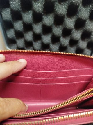 Cartera Prada Rosa con Lazo