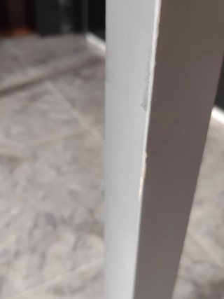 Mesa de cocina y 2 sillas