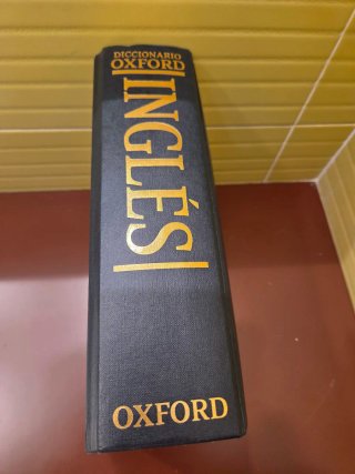 Diccionario ingles español . OXFORD