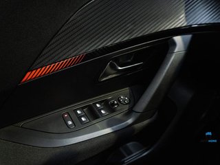 Peugeot 2008 Active Puretech 100 S&S BVM6 (2021)
