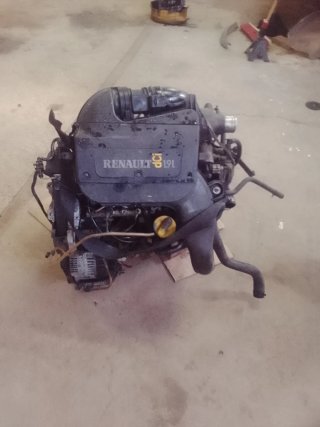 Motor Renault F8 T