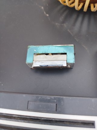 Telefonillo y portero automático blanco