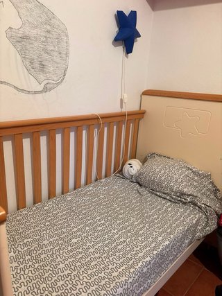 Cuna-cama madera y blanco