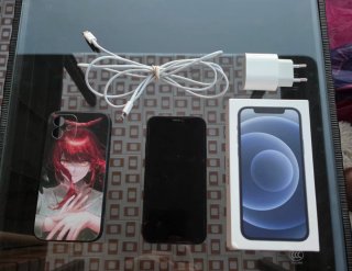 iPhone 12 128GB -Completo di scatola, accessori