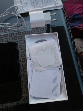iPhone 12 128GB -Completo di scatola, accessori
