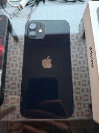 iPhone 12 128GB -Completo di scatola, accessori