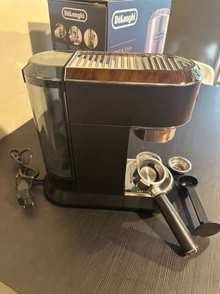 Macchina Caffè DeLonghi Dedica Espresso