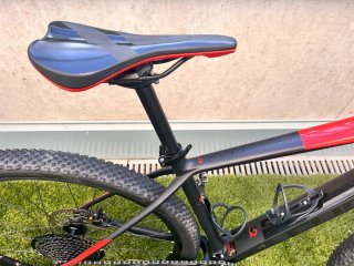 Bicicleta Cube Reaction Pro carbono