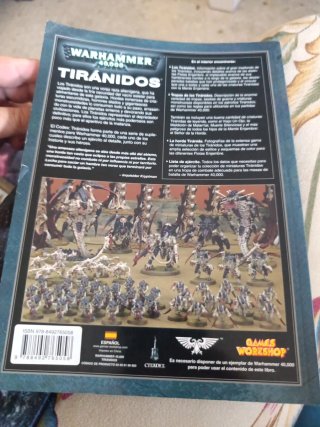 Codex Tiranidos y Lobos Espaciales