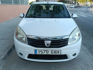 Dacia Sandero 2010