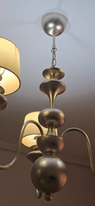 Dos lámparas  de techo salón beige y plata