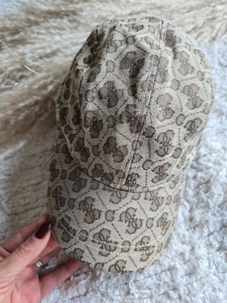 Boné Guess Bege e Castanho