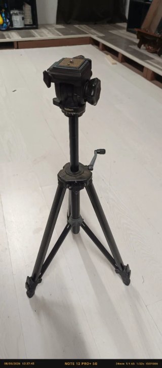 Trípode Velbon DV48 + rótula PH258 + funda