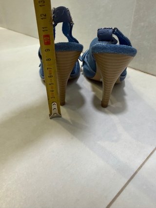 Zapatos tacón efecto vaquero talla 37