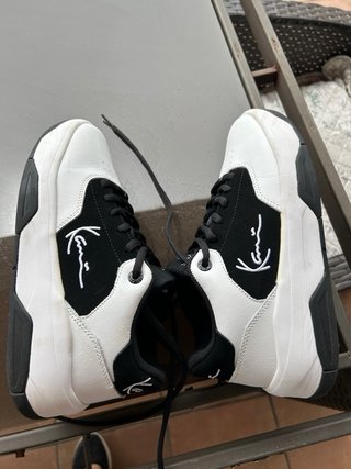 Zapatillas Kani niño negras y blancas