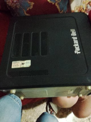 Packard Bell Torre PC Negra y Plateada