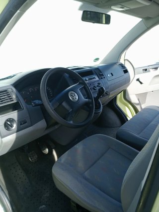 Volkswagen T5 Caravelle con el famoso motor 1.9