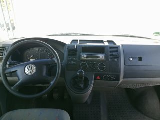 Volkswagen T5 Caravelle con el famoso motor 1.9