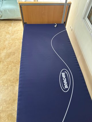 Cama ortopédica articulada Invacare