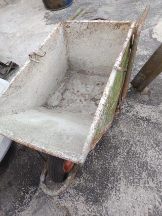 Carretilla de obra 110L