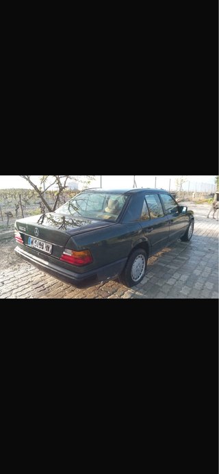 Mercedes W124 22.000km